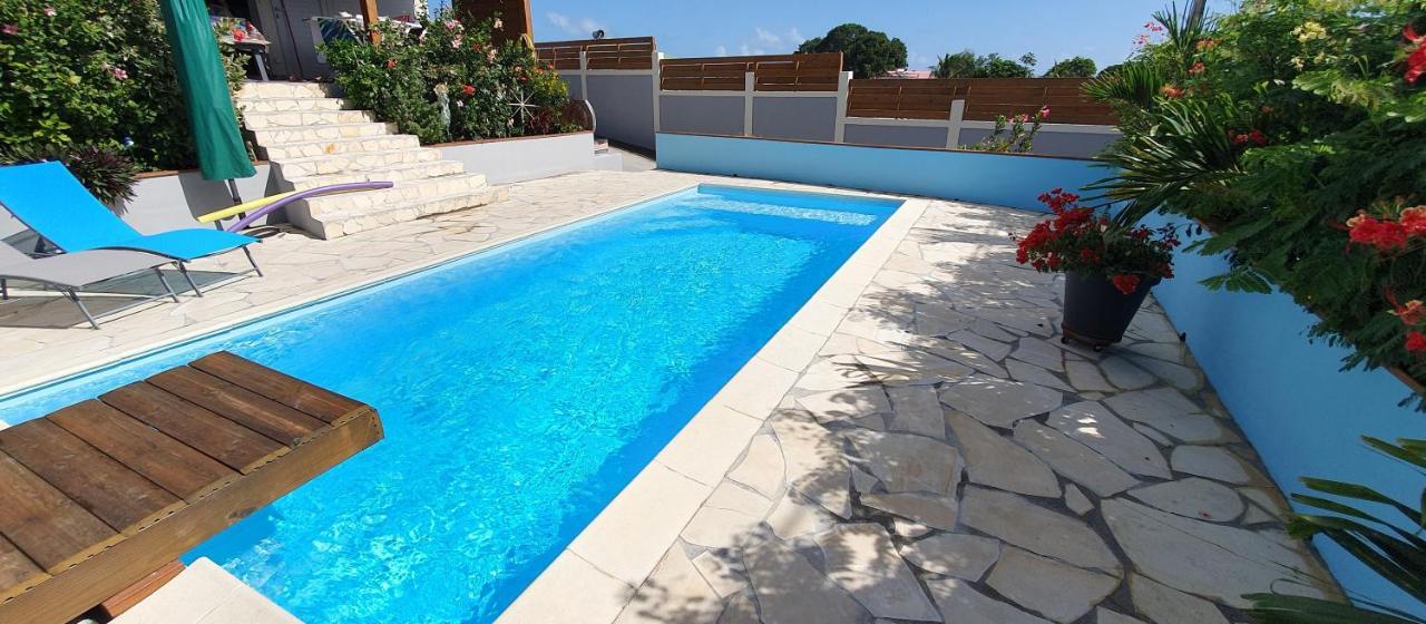 Chez Claudia: Charming Retreat with Private Jacuzzi and Pool Apartment Courcelles Exterior photo